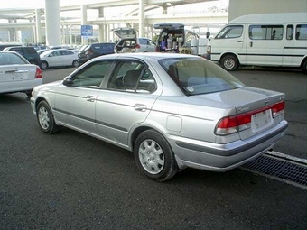 2000 Nissan Sunny