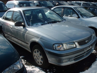 2000 Nissan Sunny