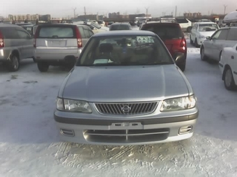 2000 Nissan Sunny