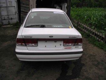 2000 Nissan Sunny