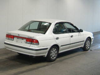 2000 Nissan Sunny