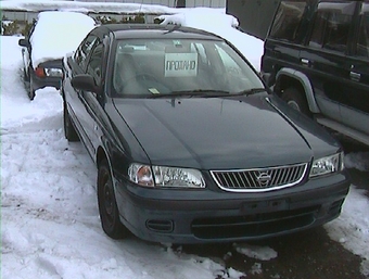 2000 Nissan Sunny