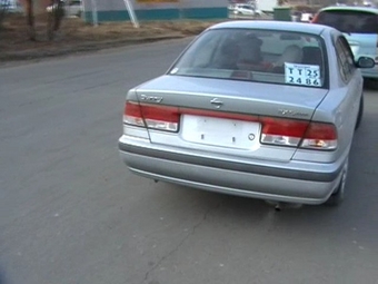 2000 Nissan Sunny