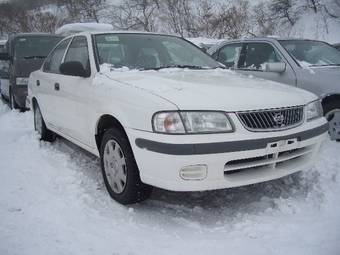 2000 Nissan Sunny