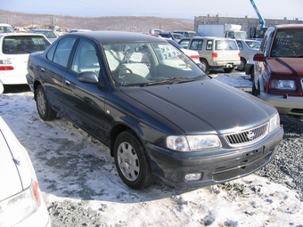 2000 Nissan Sunny