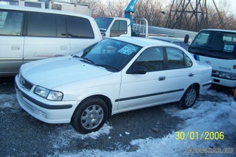 2000 Nissan Sunny