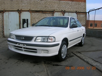 2000 Nissan Sunny