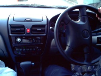 Nissan Sunny