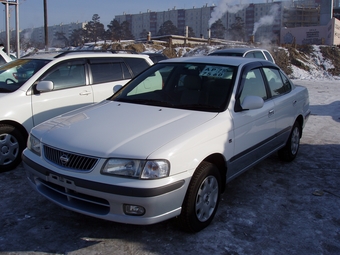 2000 Nissan Sunny