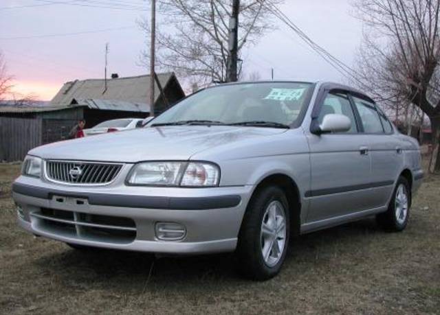 2000 Nissan Sunny