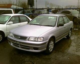 2000 Nissan Sunny