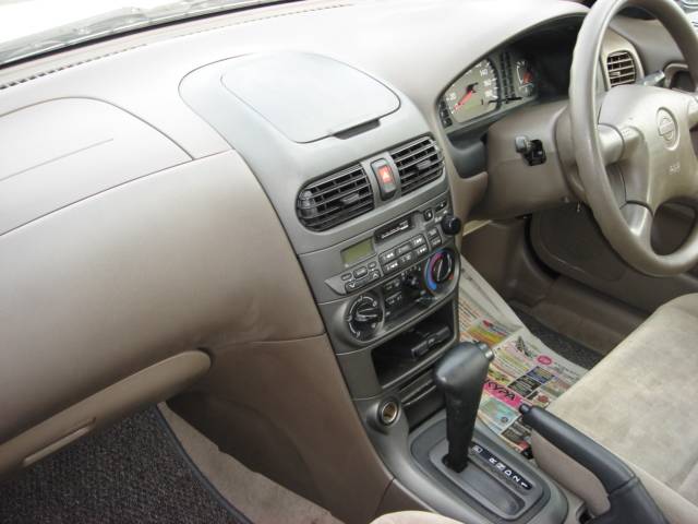 2000 Nissan Sunny