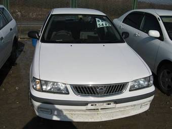 2000 Nissan Sunny