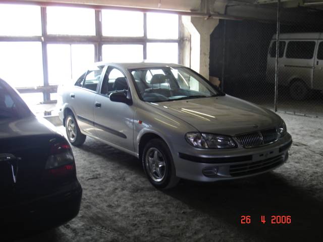 2000 Nissan Sunny