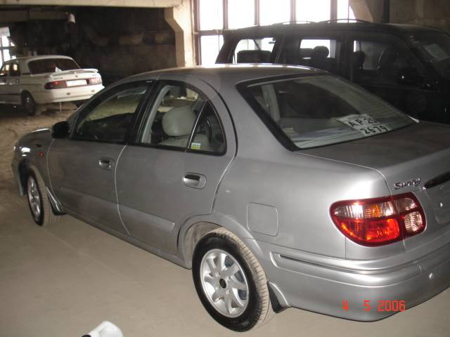 2000 Nissan Sunny