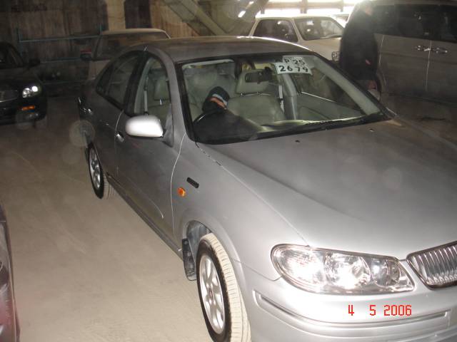 2000 Nissan Sunny