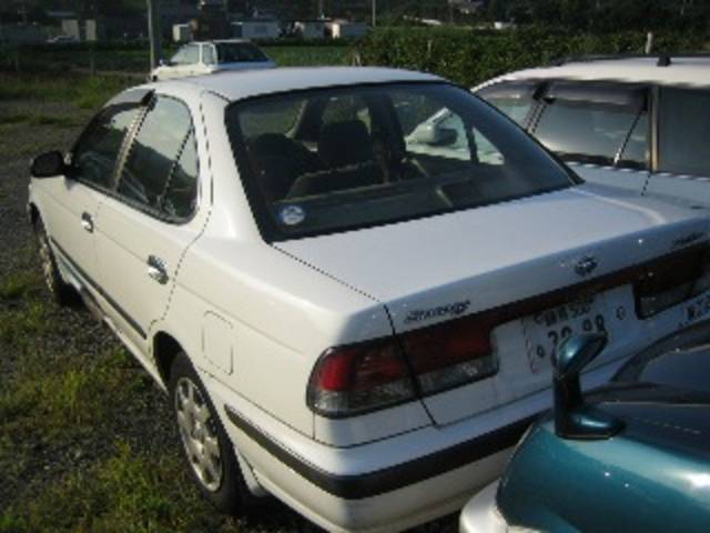 2000 Nissan Sunny