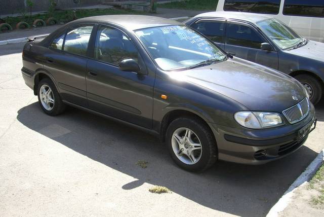 2000 Nissan Sunny