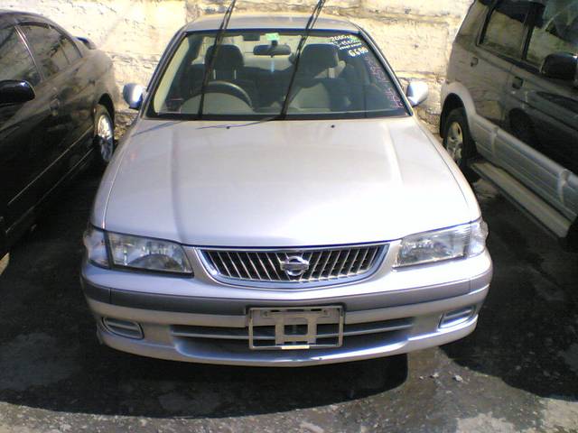 2000 Nissan Sunny