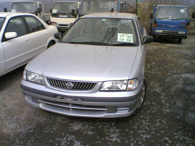 2000 Nissan Sunny