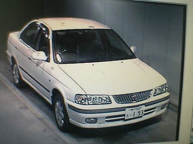 2000 Nissan Sunny