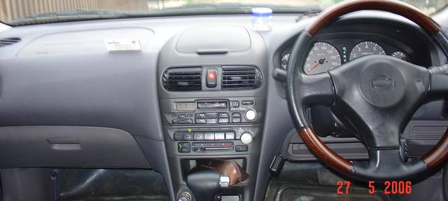 2000 Nissan Sunny