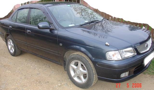 2000 Nissan Sunny