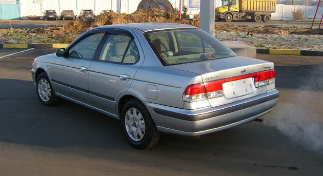 2000 Nissan Sunny