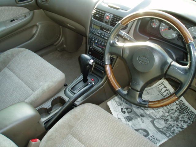 2000 Nissan Sunny