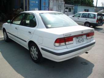 Nissan Sunny