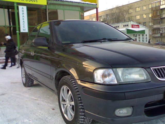 2000 Nissan Sunny