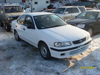 2000 Nissan Sunny