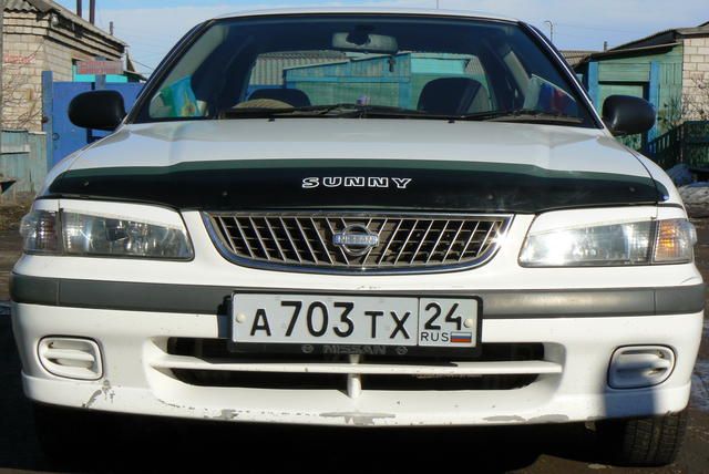 2000 Nissan Sunny