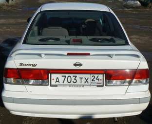 Nissan Sunny