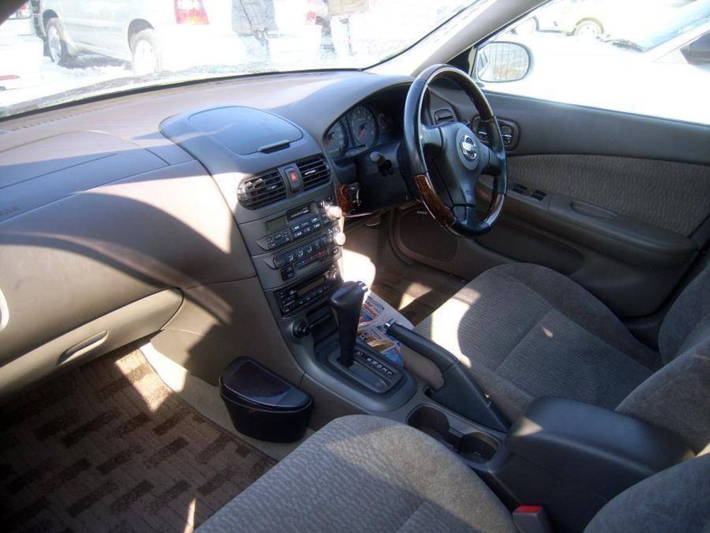 2000 Nissan Sunny