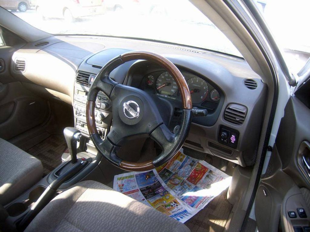 2000 Nissan Sunny