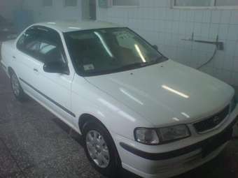 2000 Nissan Sunny