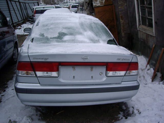 2000 Nissan Sunny