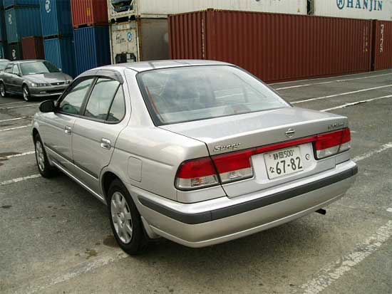 2000 Nissan Sunny Pics