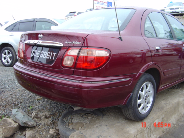 2000 Nissan Sunny Pictures