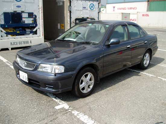 2000 Nissan Sunny Pictures