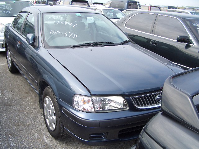 2000 Nissan Sunny Pics