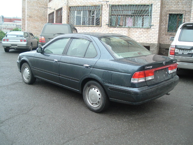 2000 Nissan Sunny Pictures