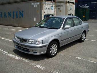 2000 Nissan Sunny Pictures