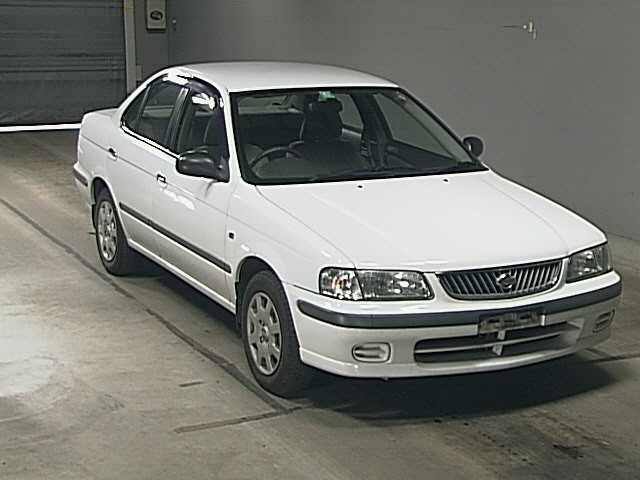 2000 Nissan Sunny Pics