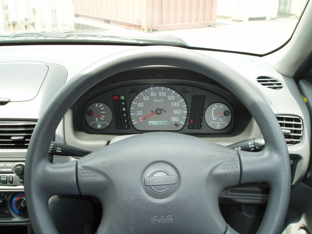 2000 Nissan Sunny For Sale