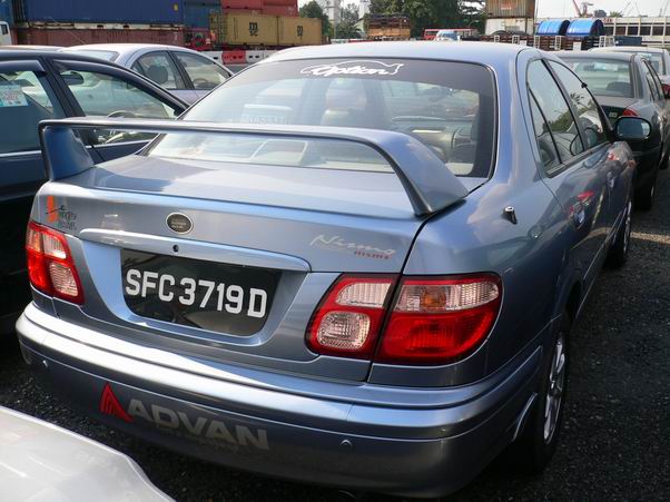 2000 Nissan Sunny Pics