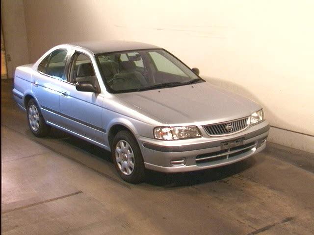 2000 Nissan Sunny Pictures