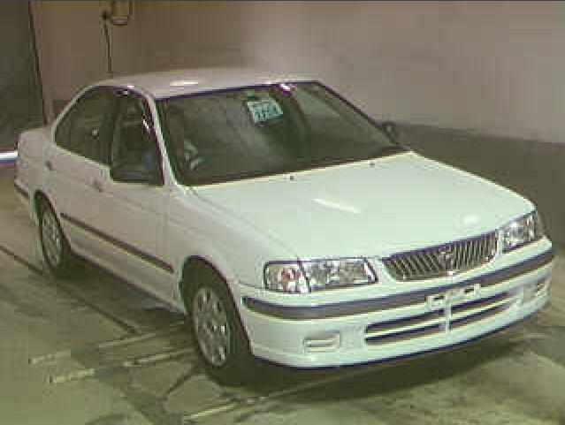 2000 Nissan Sunny Photos