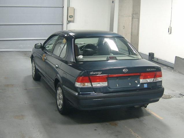 2000 Nissan Sunny Images